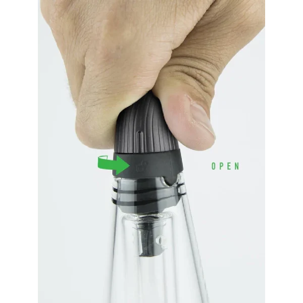 Puffco Peak Pro Travel Glass with twist-lock water seal and double seal technology; available for Calgary delivery.